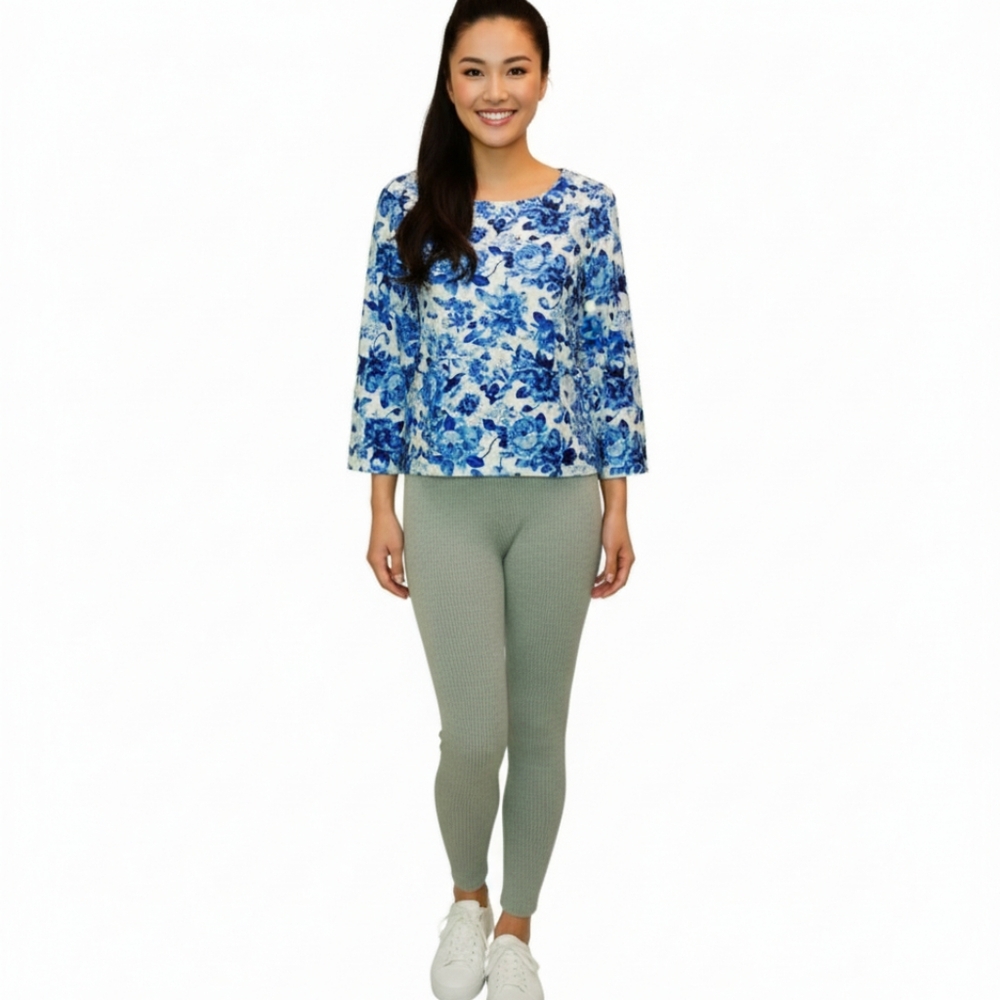 Vintage F21 Beautiful Blue and White Floral Top